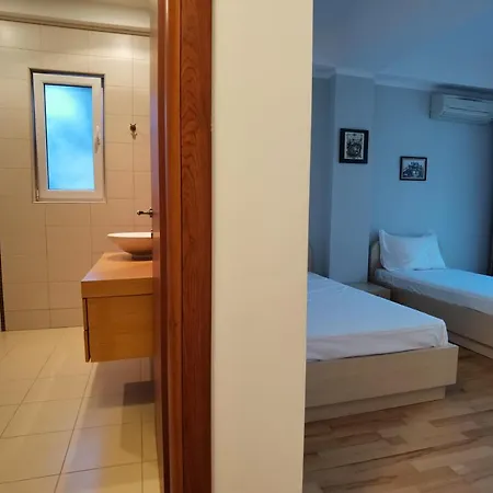 Seax Apartment *